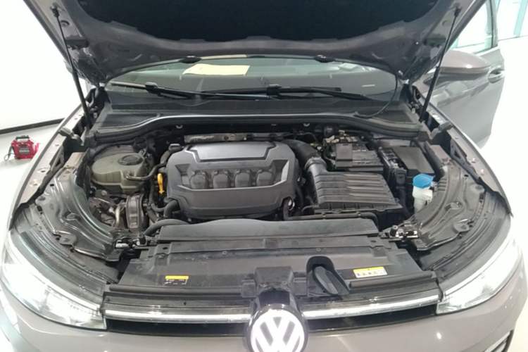 Used Volkswagen Passat 2025 Pro 380TSI Dragon Supreme Edition Engine Bay