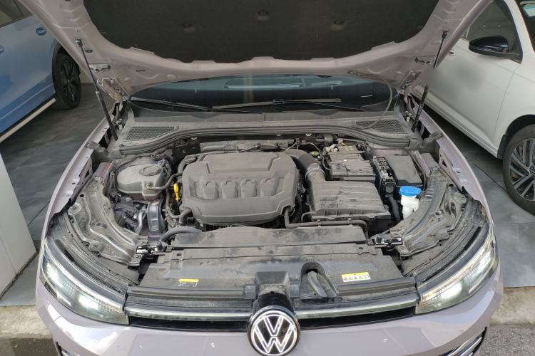 Used Volkswagen Passat 2025 Pro 380TSI Dragon Supreme Edition Engine Bay