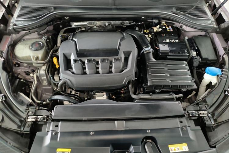Used Volkswagen Passat 2025 Pro 380TSI Dragon Supreme Edition Engine Bay