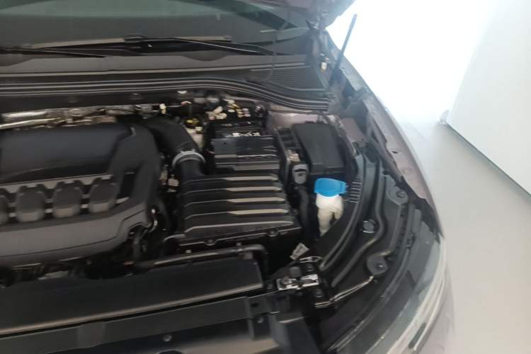Used Volkswagen Passat 2025 Pro 380TSI Dragon Supreme Edition Engine Bay Left
