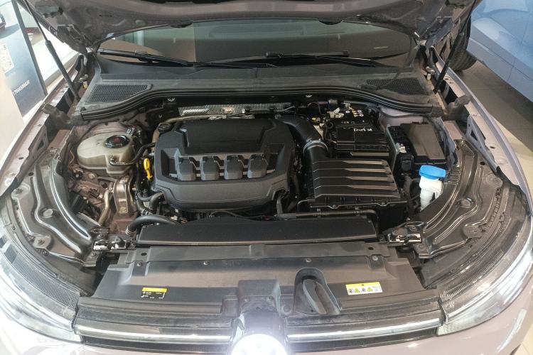 Used Volkswagen Passat 2025 Pro 380TSI Dragon Supreme Edition Engine Bay