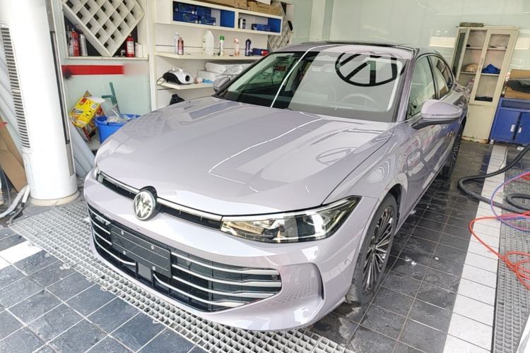 Used Volkswagen Passat 2025 Pro 380TSI Dragon Supreme Edition Guazi used car, China used car export, Used car for sale, Used  cars, Cheapest cars for sale