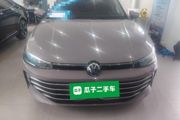 Used Volkswagen Passat 2025 Pro 380TSI Dragon Supreme Edition Front