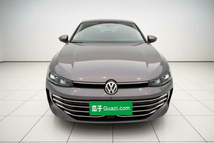 Used Volkswagen Passat 2025 Pro 380TSI Dragon Supreme Edition Front