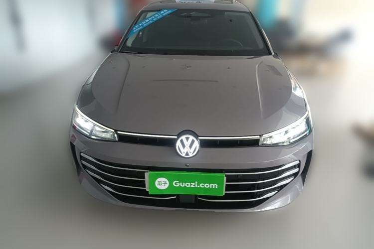 Used Volkswagen Passat 2025 Pro 380TSI Dragon Supreme Edition Front