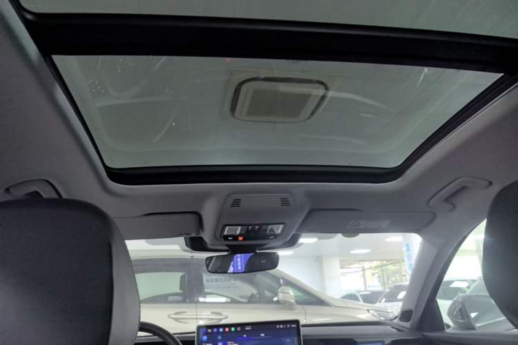 Used Volkswagen Passat 2025 Pro 380TSI Dragon Supreme Edition Headliner
