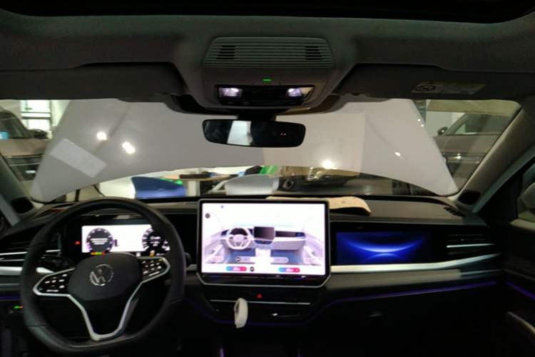 Used Volkswagen Passat 2025 Pro 380TSI Dragon Supreme Edition Headliner