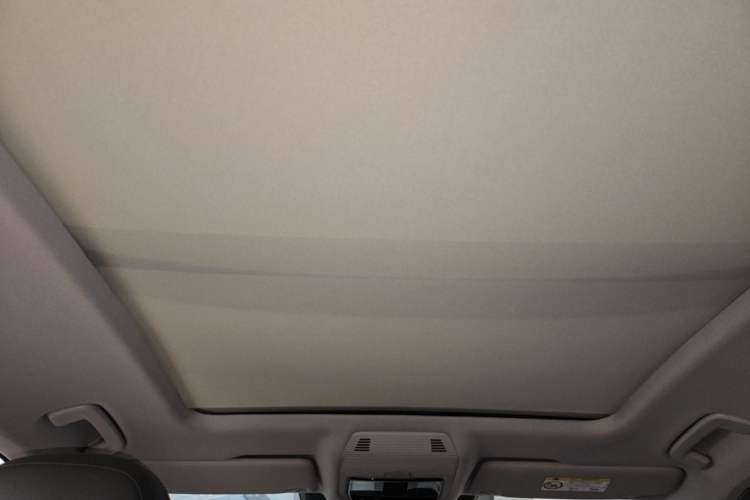 Used Volkswagen Passat 2025 Pro 380TSI Dragon Supreme Edition Headliner