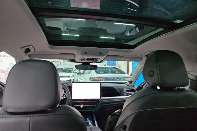 Used Volkswagen Passat 2025 Pro 380TSI Dragon Supreme Edition Headliner