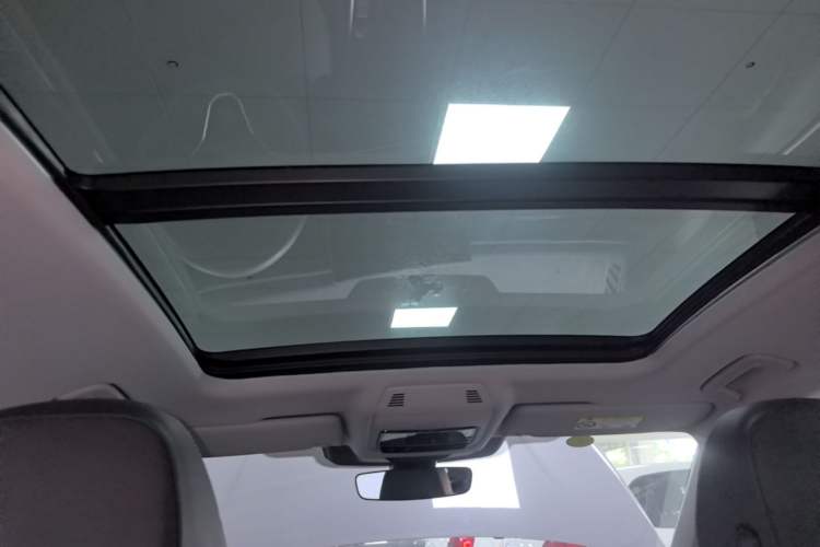 Used Volkswagen Passat 2025 Pro 380TSI Dragon Supreme Edition Headliner
