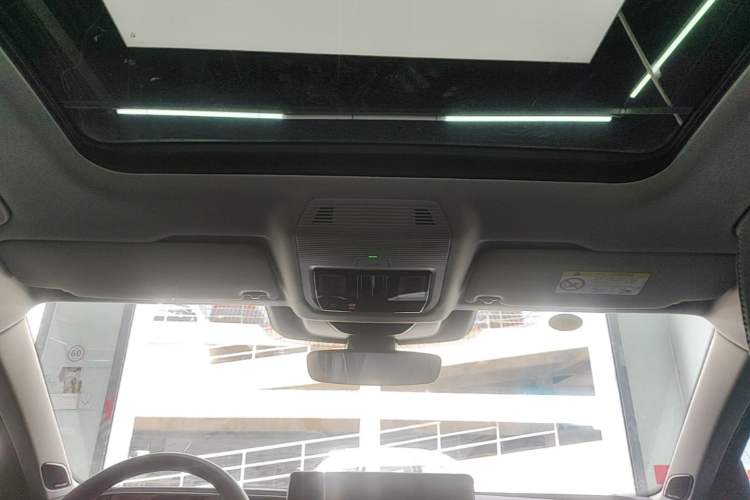 Used Volkswagen Passat 2025 Pro 380TSI Dragon Supreme Edition Headliner