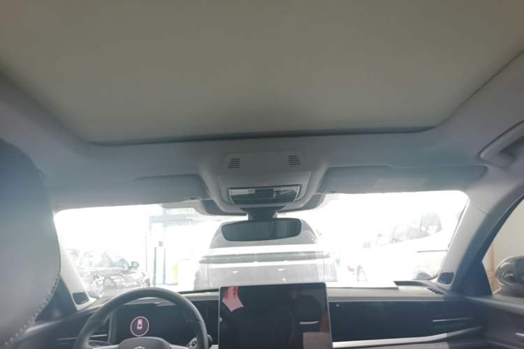 Used Volkswagen Passat 2025 Pro 380TSI Dragon Supreme Edition Headliner