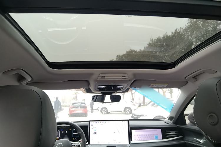 Used Volkswagen Passat 2025 Pro 380TSI Dragon Supreme Edition Headliner