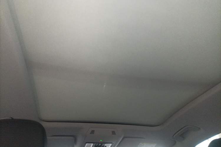 Used Volkswagen Passat 2025 Pro 380TSI Dragon Supreme Edition Headliner