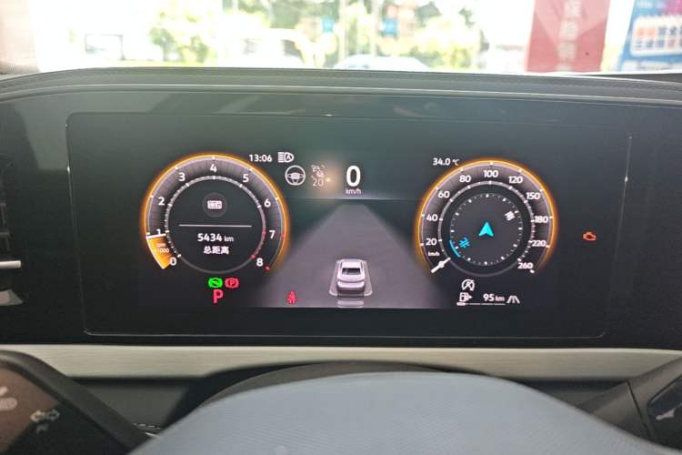 Used Volkswagen Passat 2025 Pro 380TSI Dragon Supreme Edition Instrument Cluster