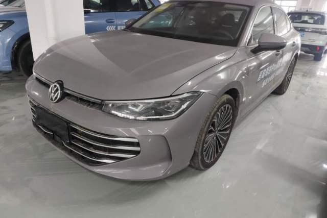 Used Volkswagen Passat 2025 Pro 380TSI Dragon Supreme Edition