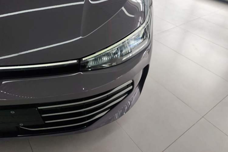 Used Volkswagen Passat 2025 Pro 380TSI Dragon Supreme Edition Left Front Headlight