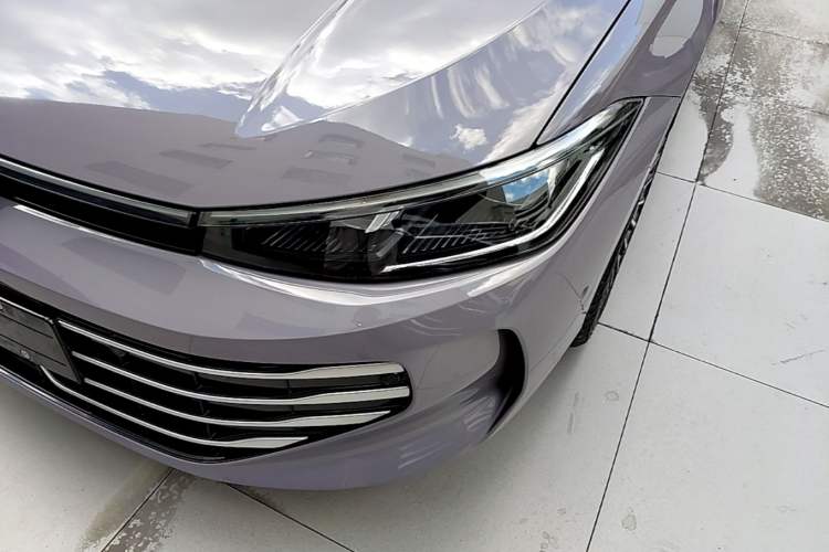 Used Volkswagen Passat 2025 Pro 380TSI Dragon Supreme Edition Left Front Headlight