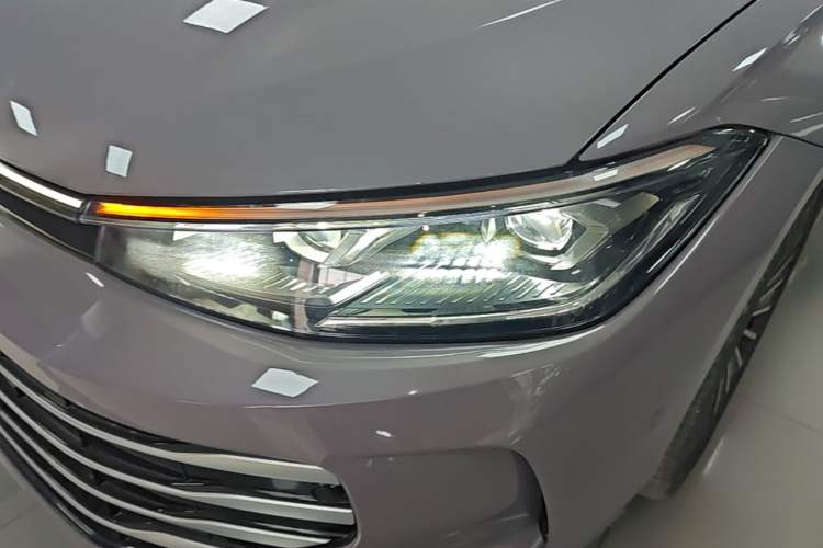Used Volkswagen Passat 2025 Pro 380TSI Dragon Supreme Edition Left Front Headlight