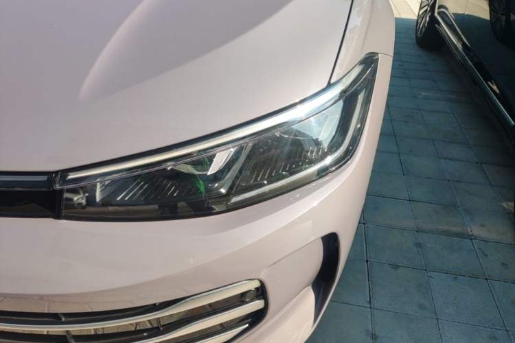 Used Volkswagen Passat 2025 Pro 380TSI Dragon Supreme Edition Left Front Headlight