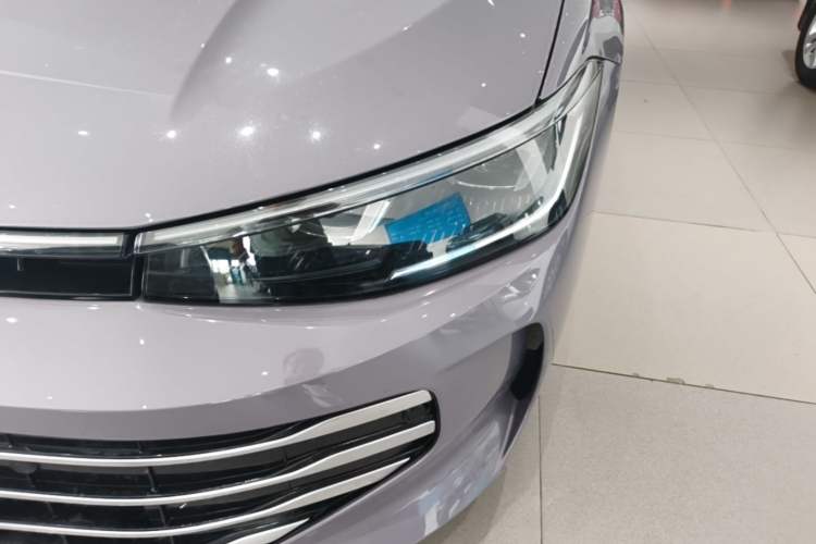 Used Volkswagen Passat 2025 Pro 380TSI Dragon Supreme Edition Left Front Headlight