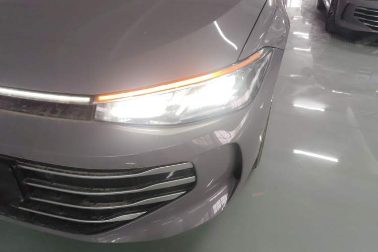 Used Volkswagen Passat 2025 Pro 380TSI Dragon Supreme Edition Left Front Headlight