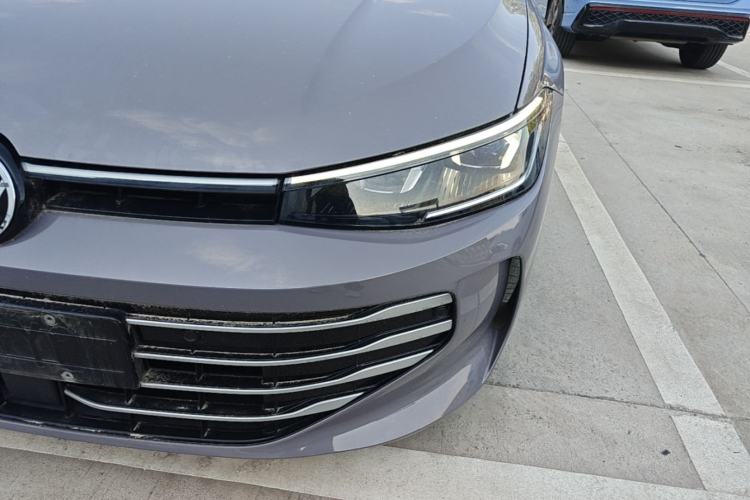 Used Volkswagen Passat 2025 Pro 380TSI Dragon Supreme Edition Left Front Headlight