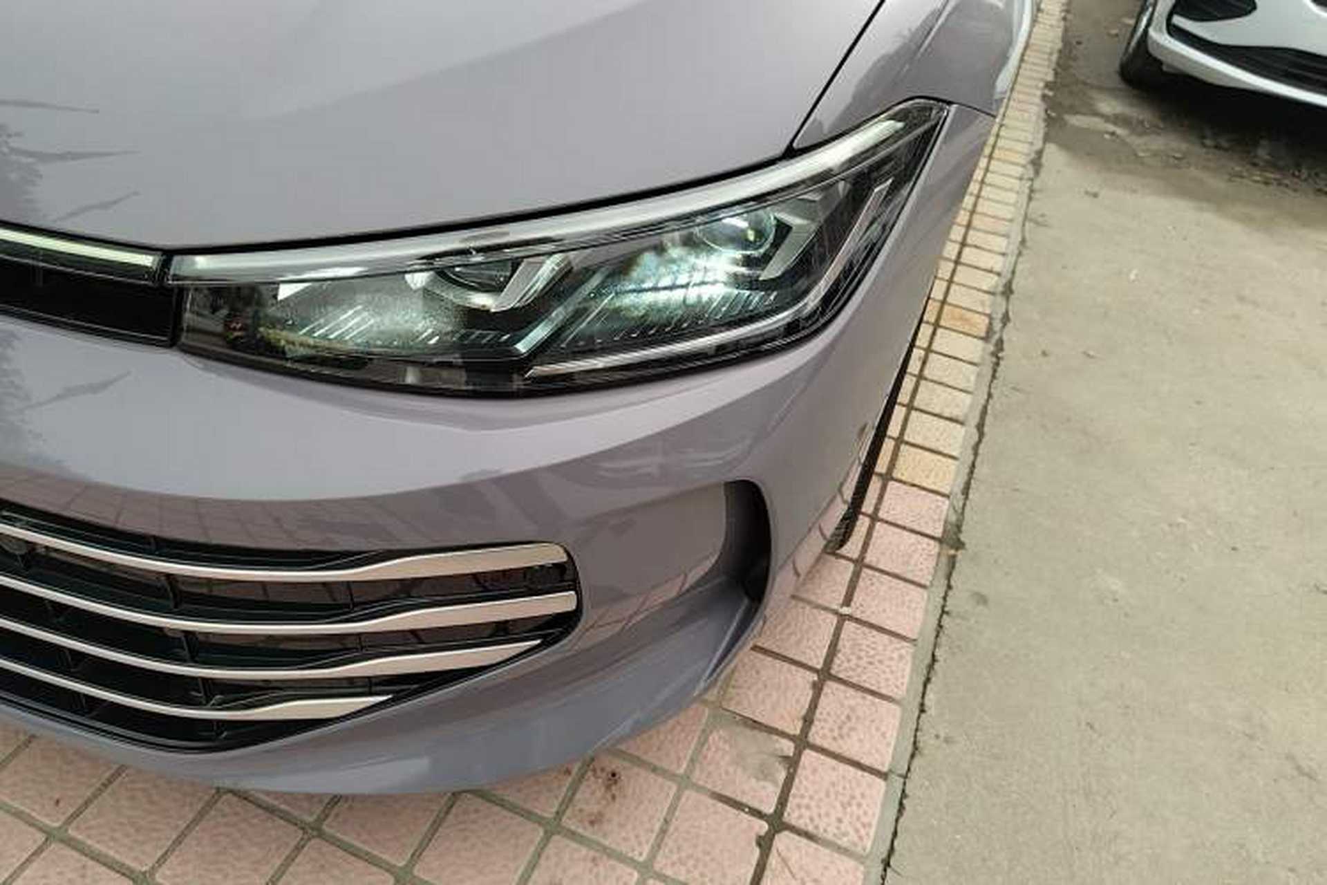 Used Volkswagen Passat 2025 Pro 380TSI Dragon Supreme Edition Left Front Headlight
