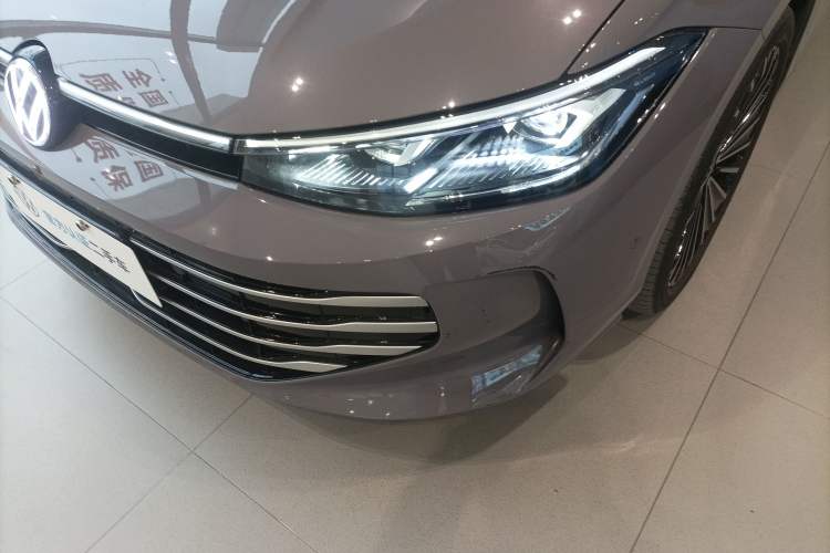 Used Volkswagen Passat 2025 Pro 380TSI Dragon Supreme Edition Left Front Headlight