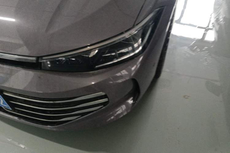 Used Volkswagen Passat 2025 Pro 380TSI Dragon Supreme Edition Left Front Headlight