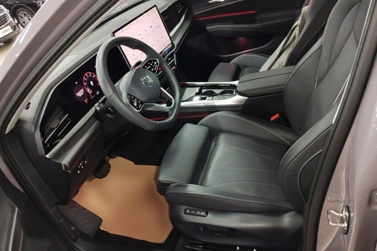 Used Volkswagen Passat 2025 Pro 380TSI Dragon Supreme Edition Left Front Seat