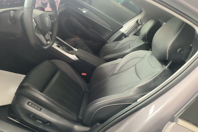 Used Volkswagen Passat 2025 Pro 380TSI Dragon Supreme Edition Left Front Seat