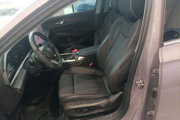 Used Volkswagen Passat 2025 Pro 380TSI Dragon Supreme Edition Left Front Seat