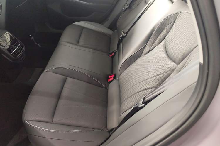 Used Volkswagen Passat 2025 Pro 380TSI Dragon Supreme Edition Left Rear Seat