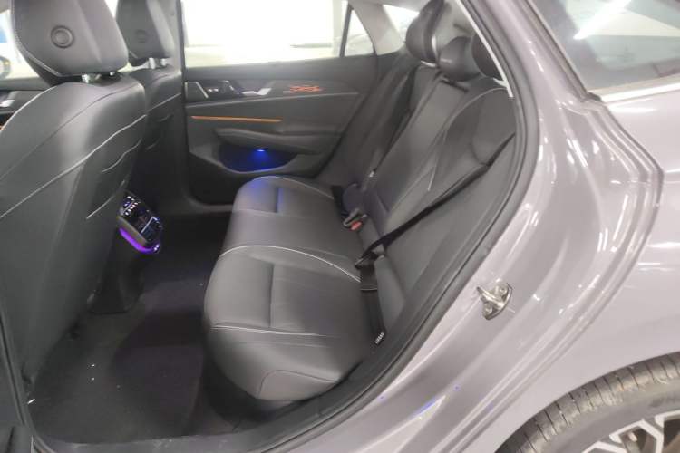 Used Volkswagen Passat 2025 Pro 380TSI Dragon Supreme Edition Left Rear Seat