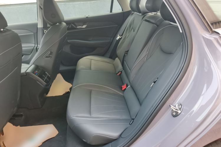 Used Volkswagen Passat 2025 Pro 380TSI Dragon Supreme Edition Left Rear Seat