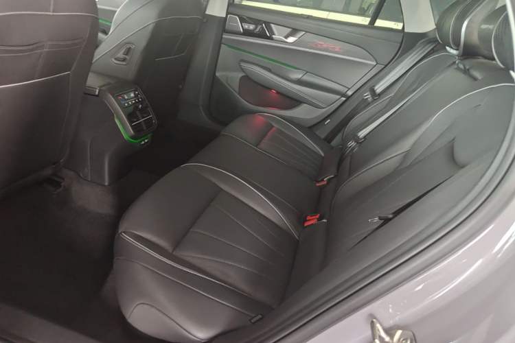 Used Volkswagen Passat 2025 Pro 380TSI Dragon Supreme Edition Left Rear Seat