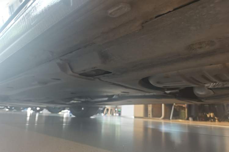 Used Volkswagen Passat 2025 Pro 380TSI Dragon Supreme Edition Left Side Sill