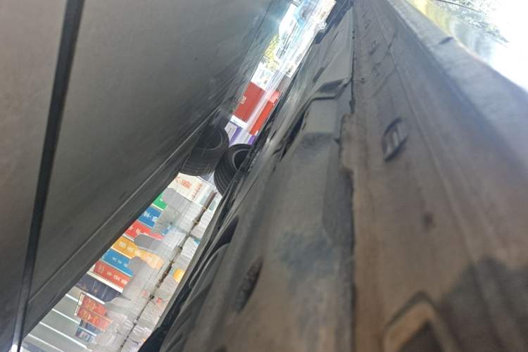 Used Volkswagen Passat 2025 Pro 380TSI Dragon Supreme Edition Left Side Sill