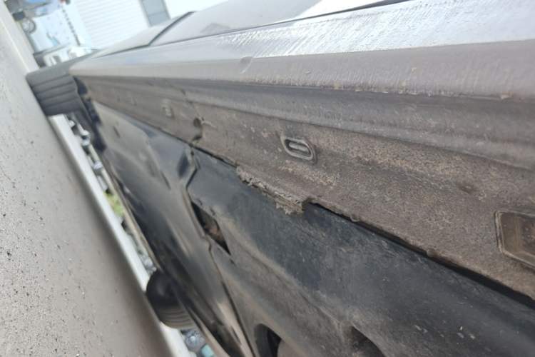 Used Volkswagen Passat 2025 Pro 380TSI Dragon Supreme Edition Left Side Sill