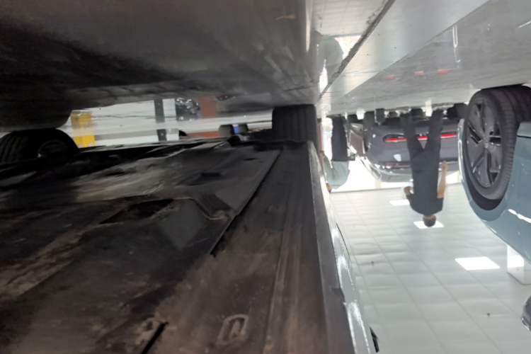 Used Volkswagen Passat 2025 Pro 380TSI Dragon Supreme Edition Left Side Sill