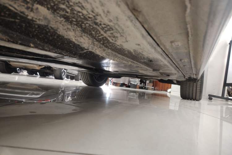 Used Volkswagen Passat 2025 Pro 380TSI Starry Dragon Luxury Edition Left Side Sill