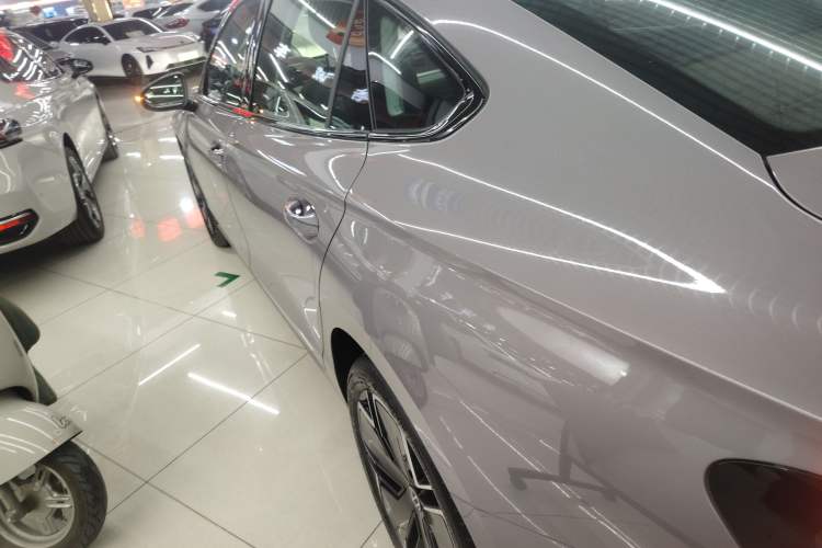 Used Volkswagen Passat 2025 Pro 380TSI Starry Dragon Luxury Edition Left Side