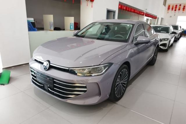 Used Volkswagen Passat 2025 Pro 380TSI Dragon Supreme Edition