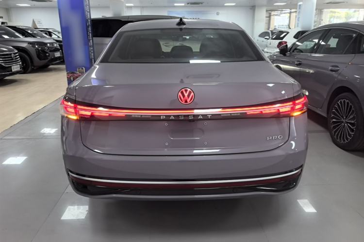 Used Volkswagen Passat 2025 Pro 380TSI Dragon Supreme Edition Rear