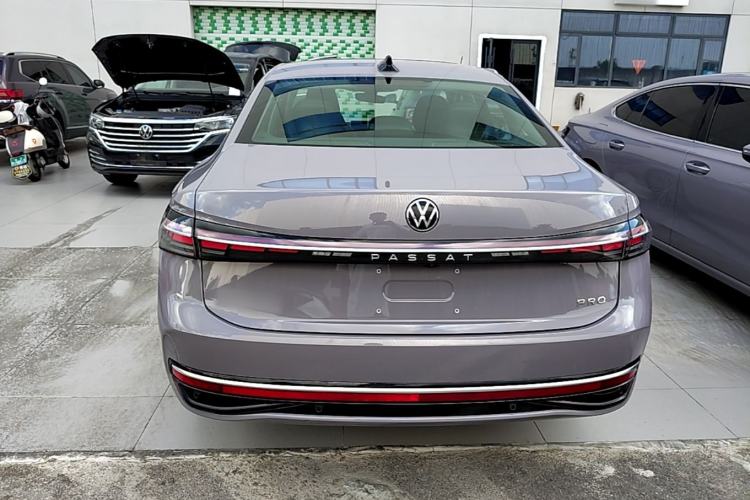 Used Volkswagen Passat 2025 Pro 380TSI Dragon Supreme Edition Rear