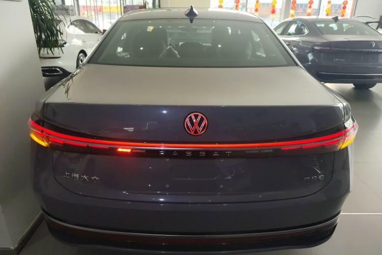 Used Volkswagen Passat 2025 Pro 380TSI Dragon Supreme Edition Rear