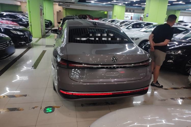Used Volkswagen Passat 2025 Pro 380TSI Dragon Supreme Edition Rear