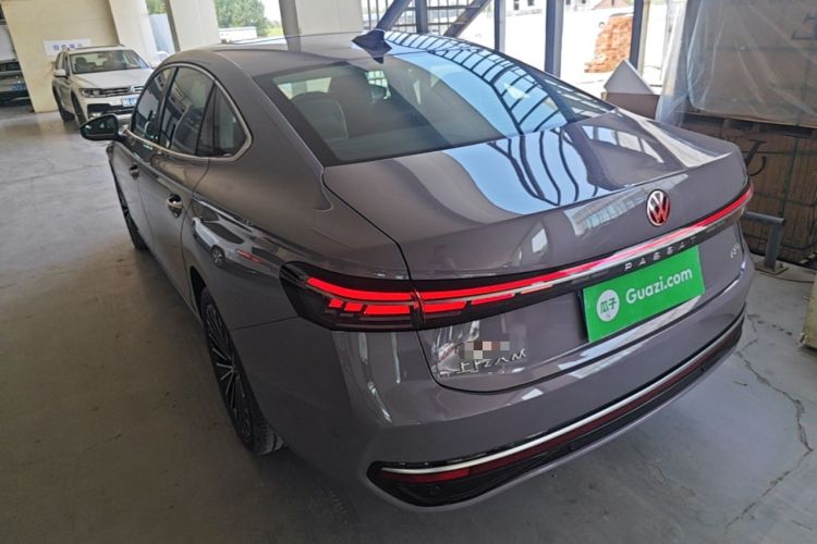 Used Volkswagen Passat 2025 Pro 380TSI Dragon Supreme Edition Rear Left 45 Deg