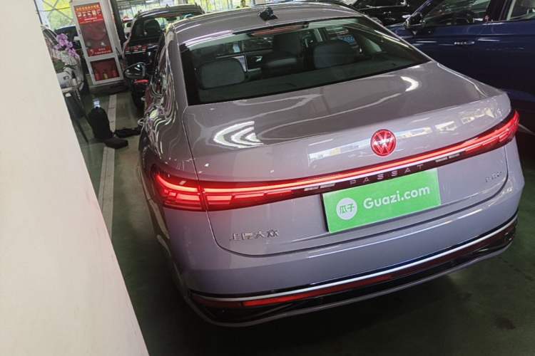 Used Volkswagen Passat 2025 Pro 380TSI Dragon Glory Edition Rear Left 45 Deg